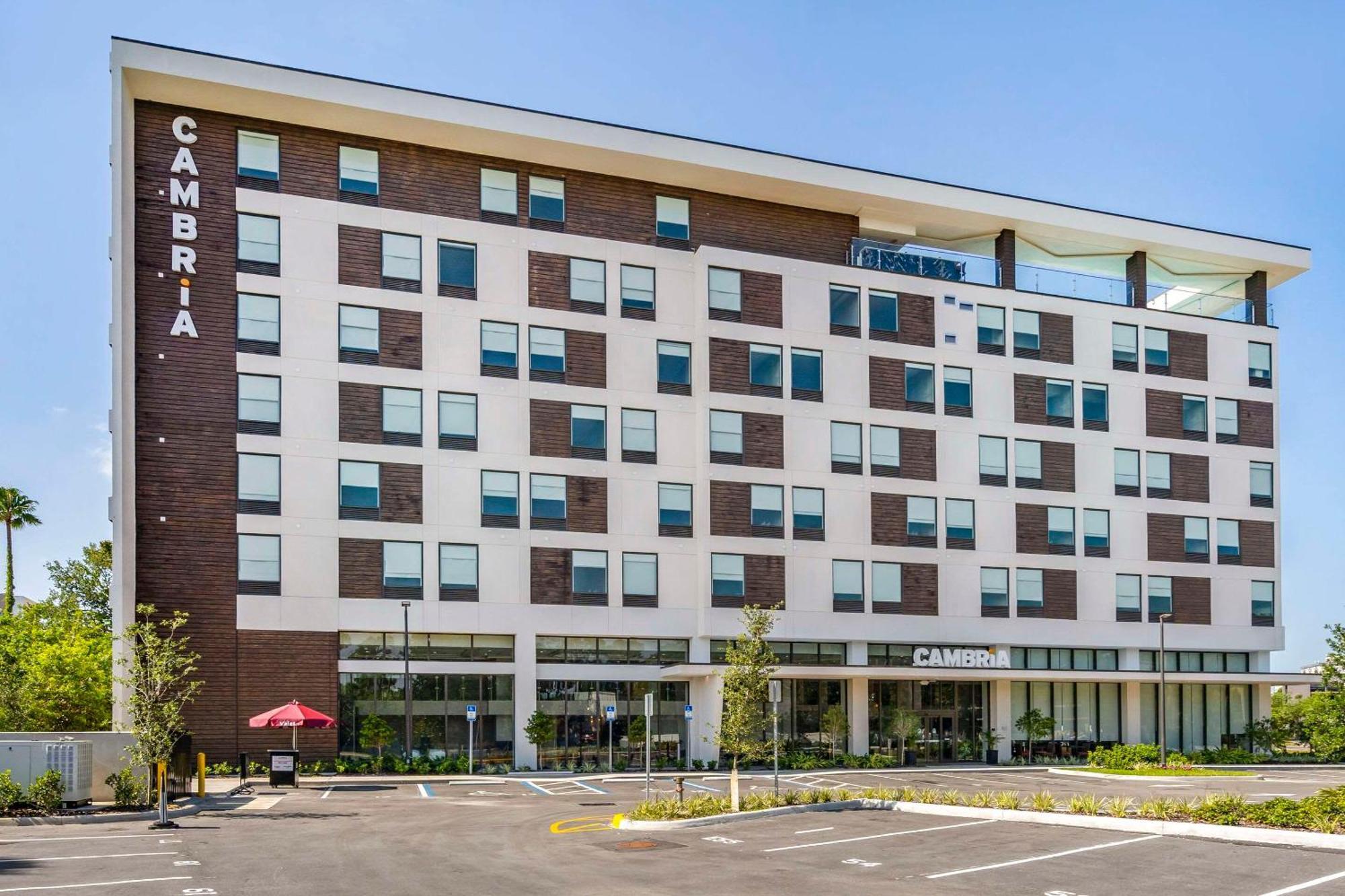 Cambria Hotel Orlando Near Universal Theme Parks Exterior foto